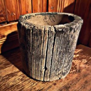 Декоративный искусственный камень (бетон) под дерево